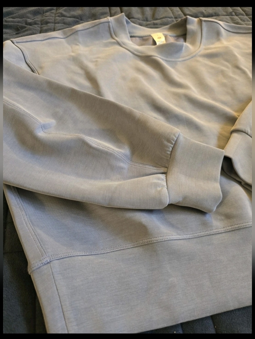 Lululemon FIRE! NWT! Softstreme Perfectly Oversized Cropped Crew. Sz 14. R2S! - Picture 7 of 15